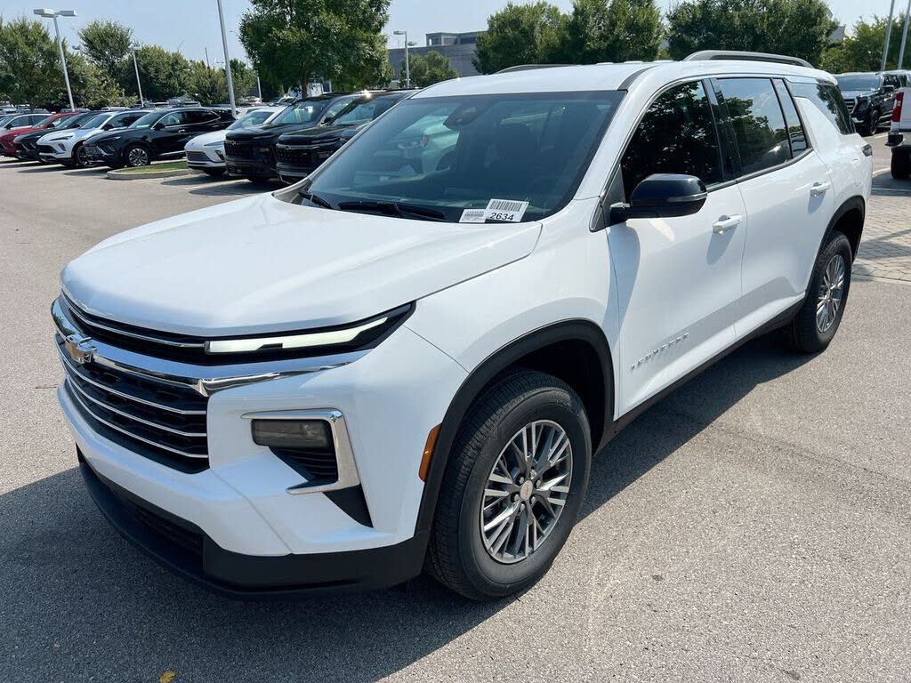2027 Chevrolet Traverse LT