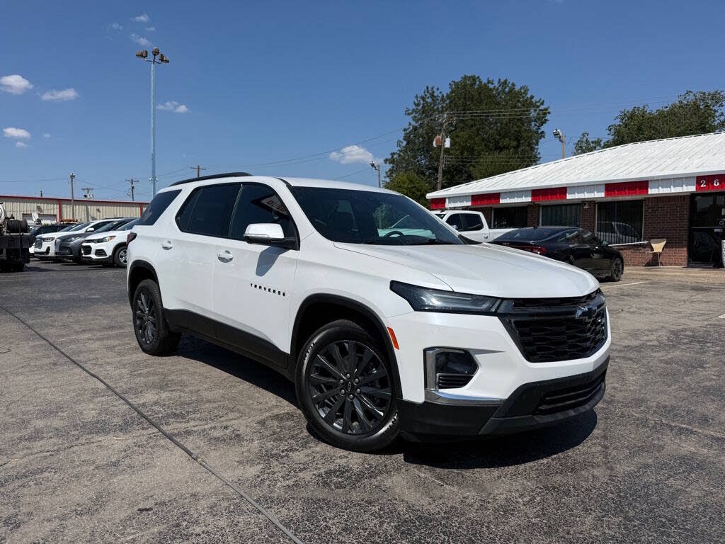 2023 Chevrolet Traverse RS