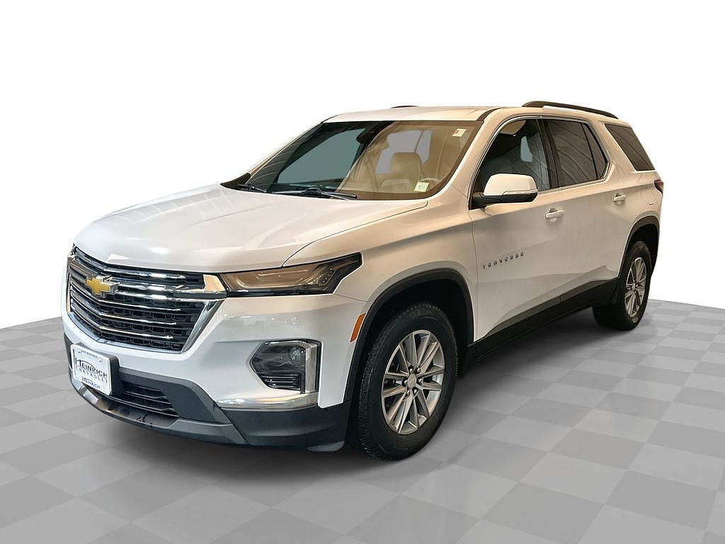 2023 Chevrolet Traverse LT Leather