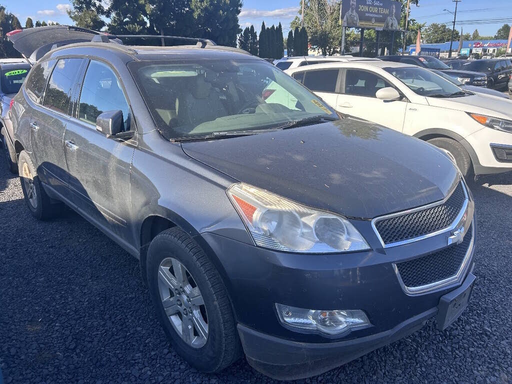 2011 Chevrolet Traverse LT2