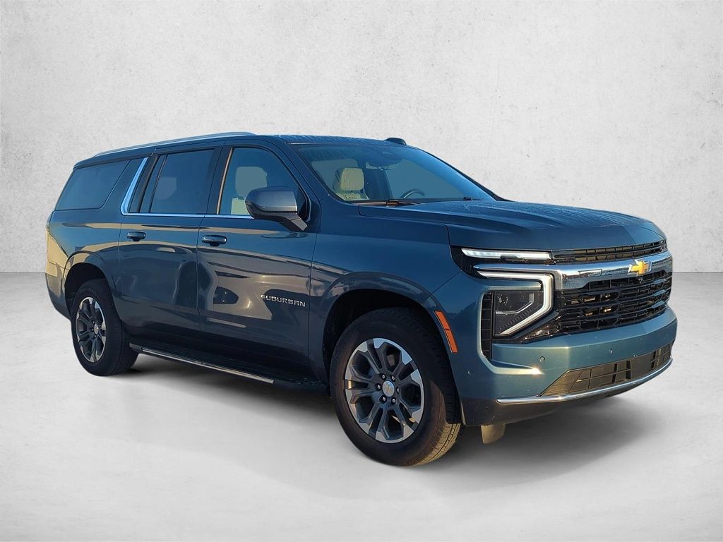 2025 Chevrolet Suburban LS