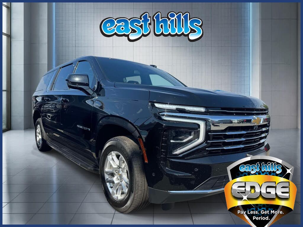 2025 Chevrolet Suburban LT