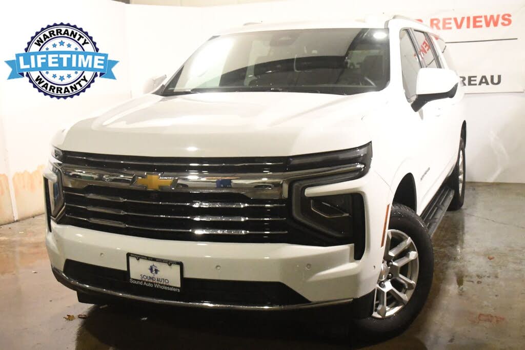 2025 Chevrolet Suburban LT