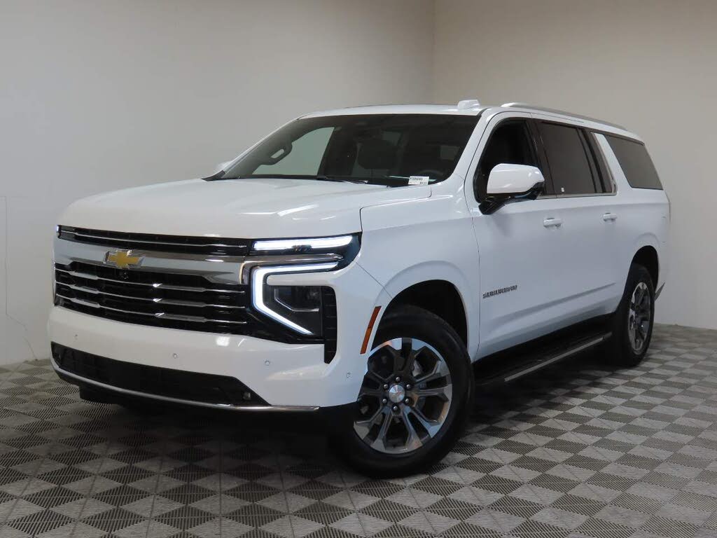 2025 Chevrolet Suburban LT