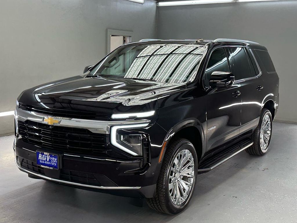 2025 Chevrolet Tahoe LS