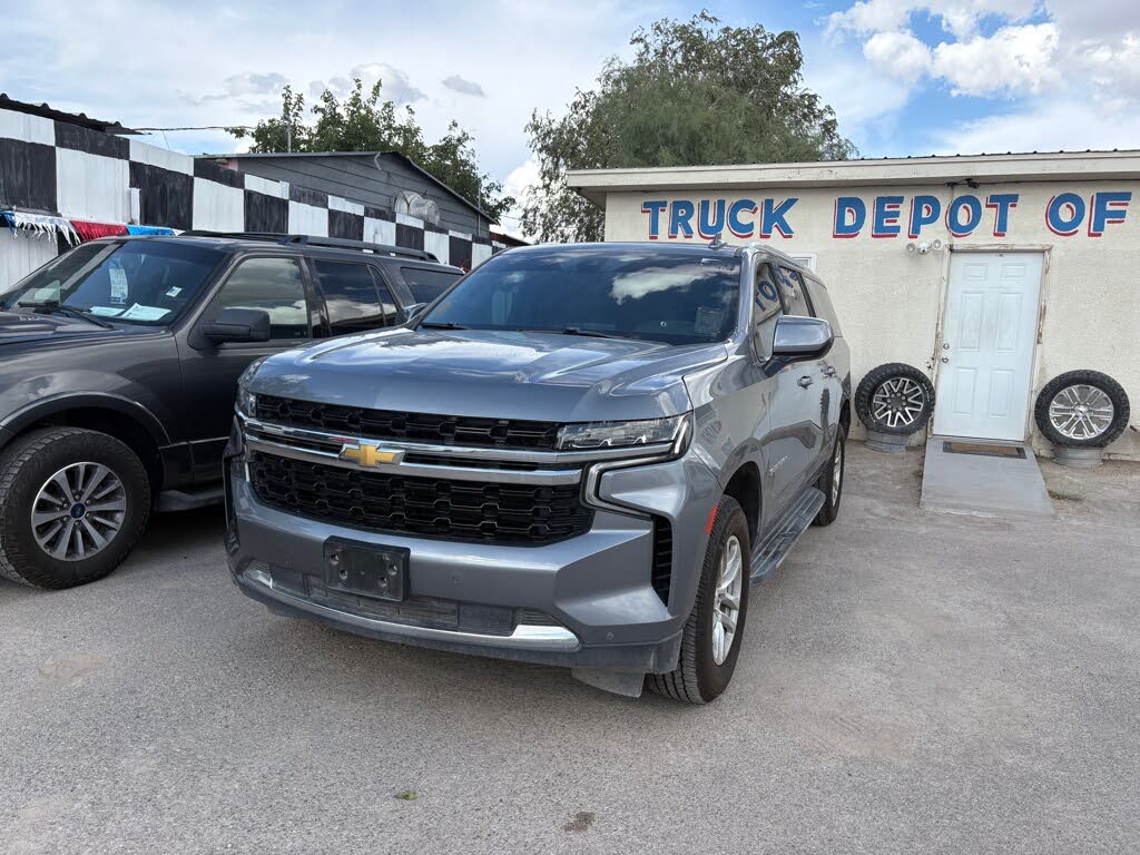 2022 Chevrolet Suburban LS