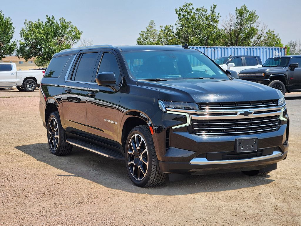 2021 Chevrolet Suburban LT