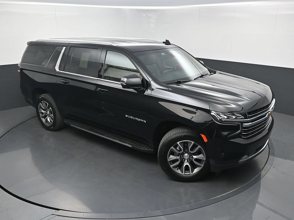 2022 Chevrolet Suburban LT