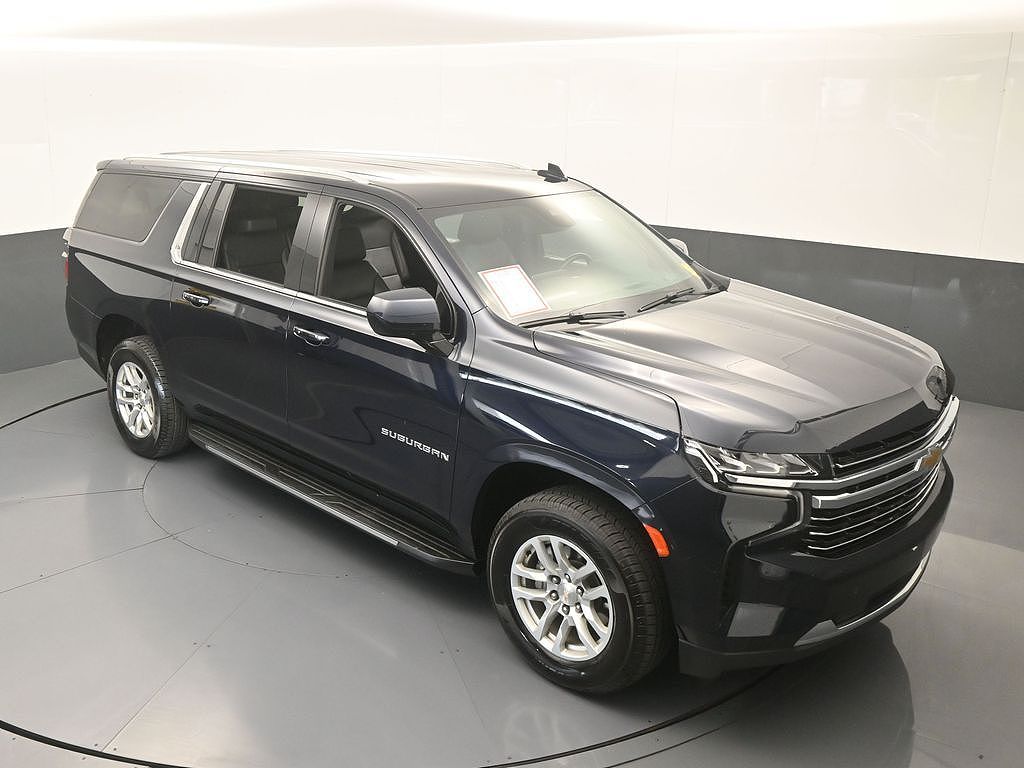 2024 Chevrolet Suburban LT