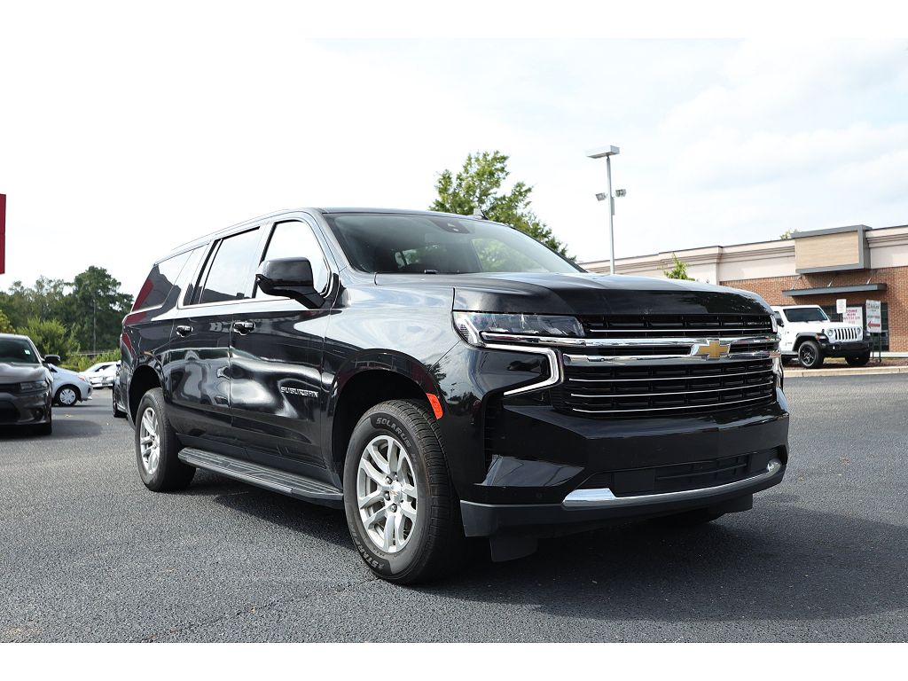 2024 Chevrolet Suburban LT
