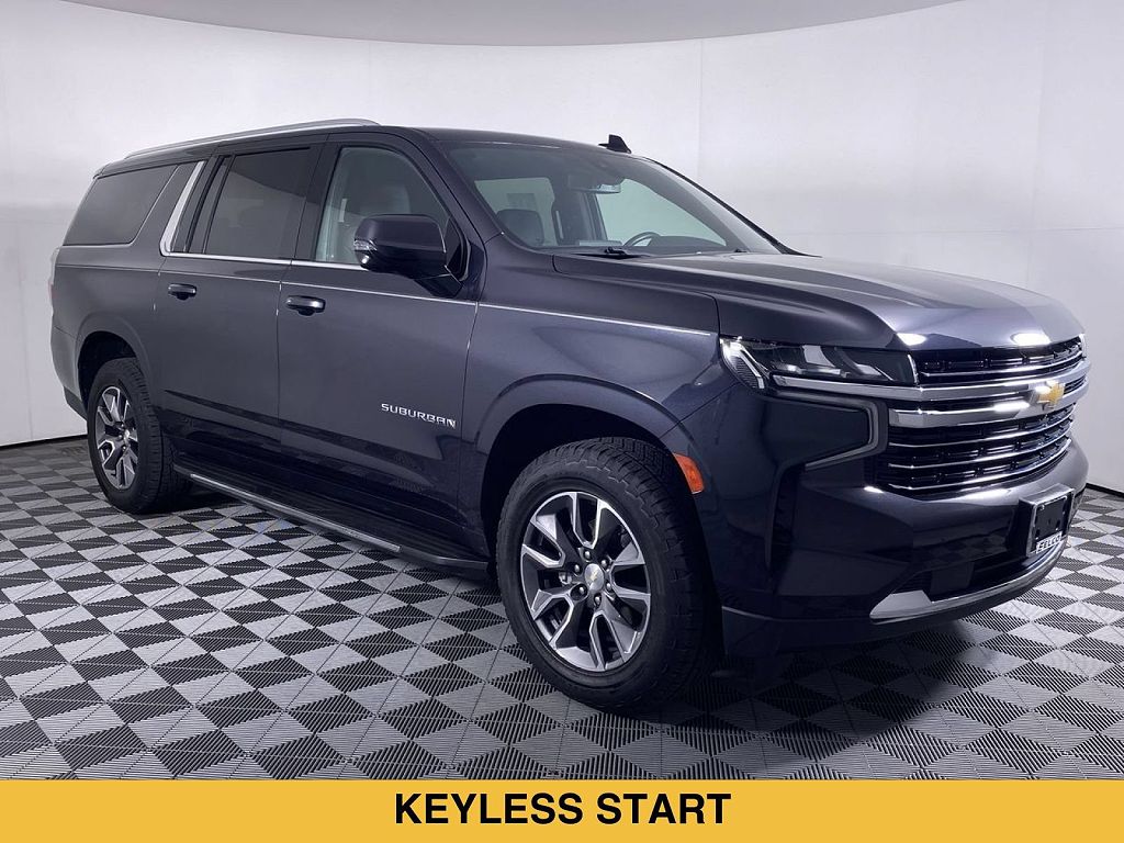 2022 Chevrolet Suburban LT