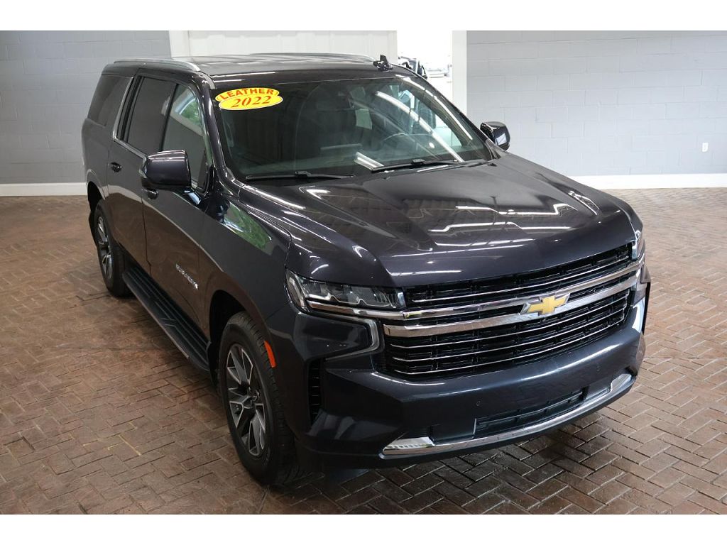 2022 Chevrolet Suburban LT