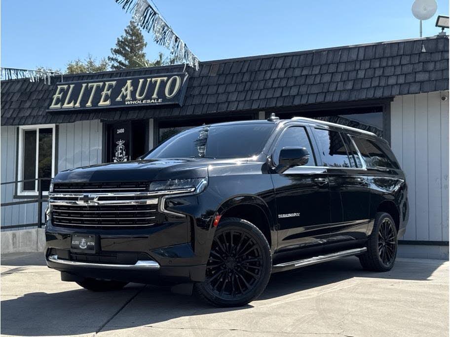 2022 Chevrolet Suburban LT