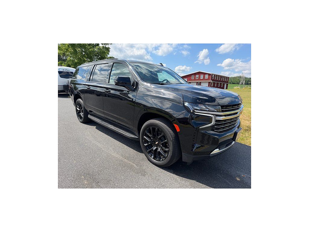 2022 Chevrolet Suburban LT