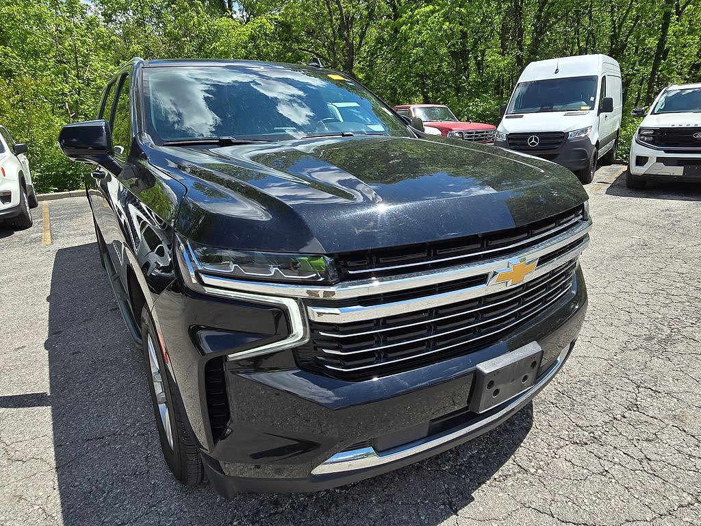 2024 Chevrolet Suburban LT