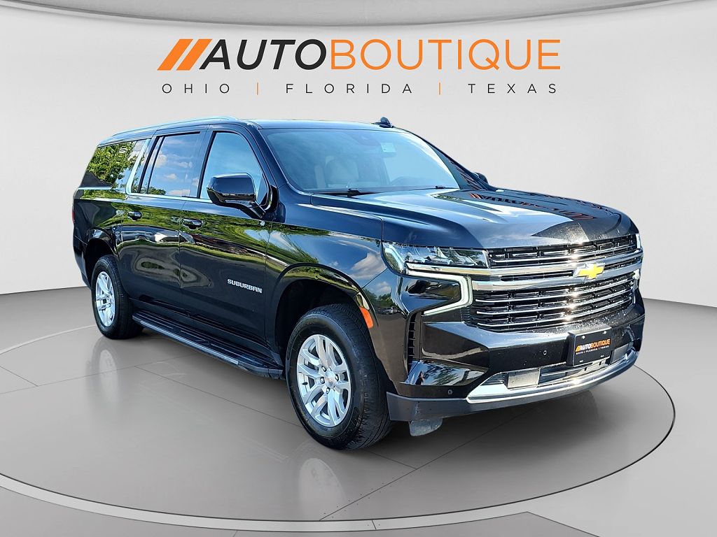 2024 Chevrolet Suburban LT