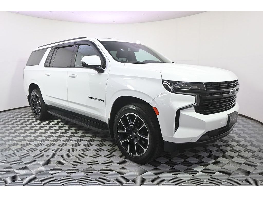 2023 Chevrolet Suburban RST