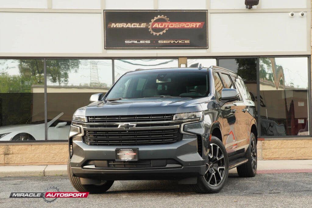 2021 Chevrolet Suburban RST