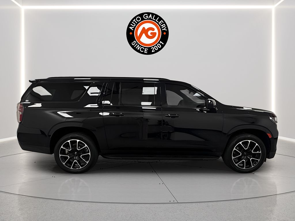2021 Chevrolet Suburban RST