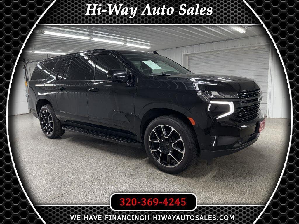 2023 Chevrolet Suburban RST