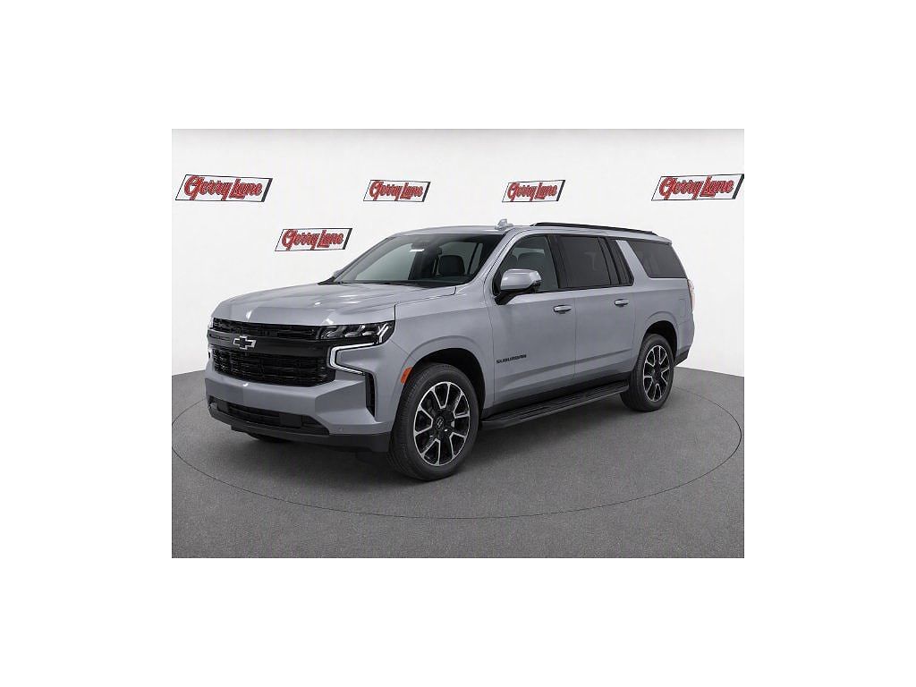 2023 Chevrolet Suburban RST