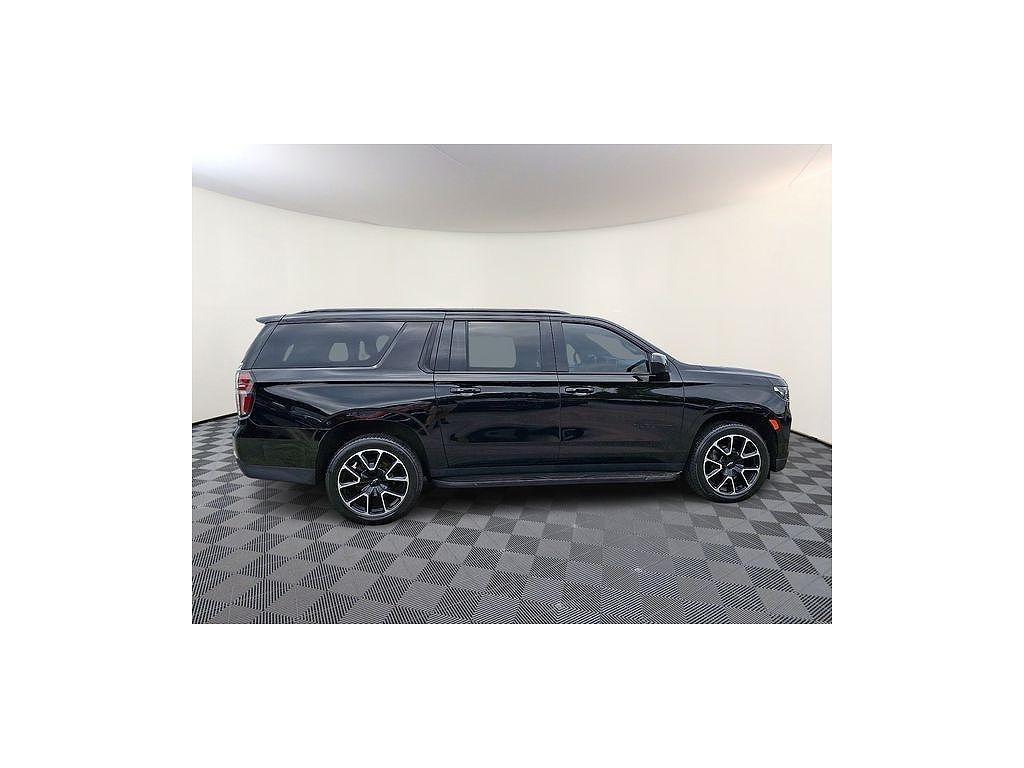 2021 Chevrolet Suburban RST