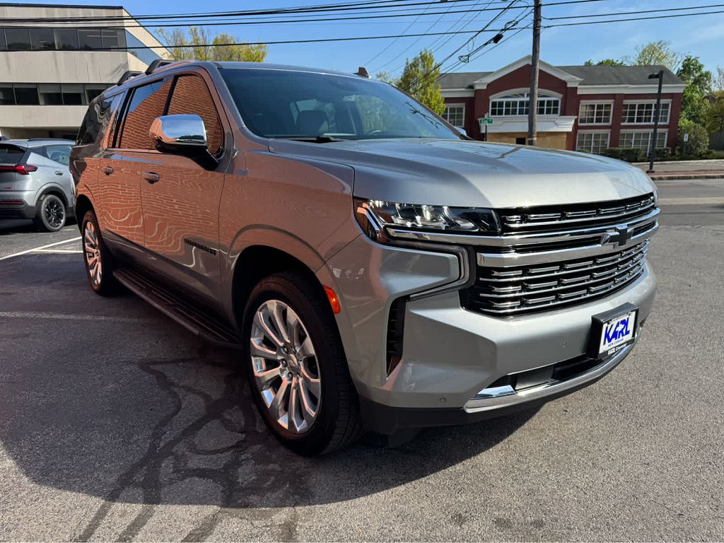 2023 Chevrolet Suburban Premier