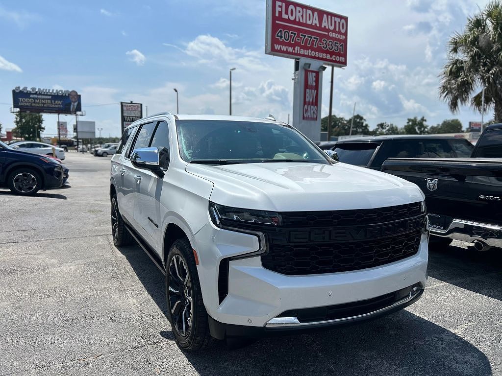 2023 Chevrolet Suburban Premier