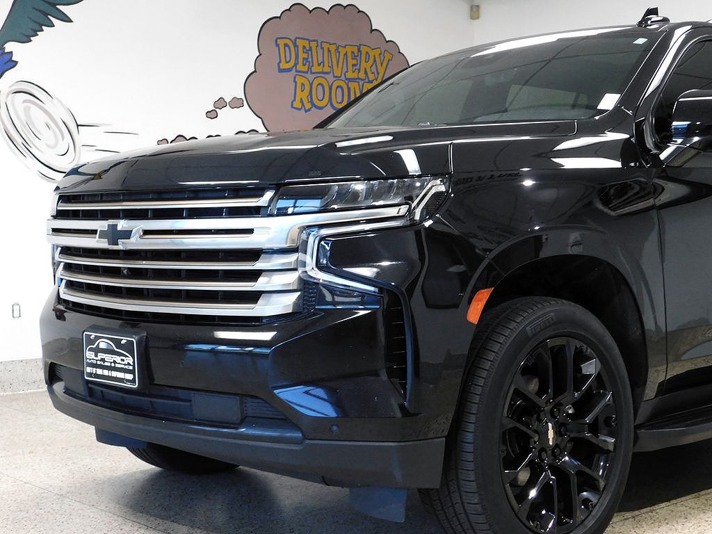 2023 Chevrolet Suburban High Country