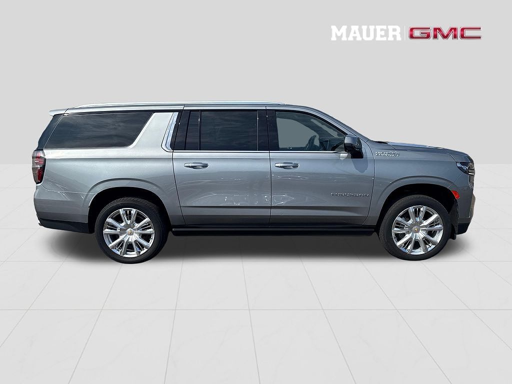 2023 Chevrolet Suburban High Country