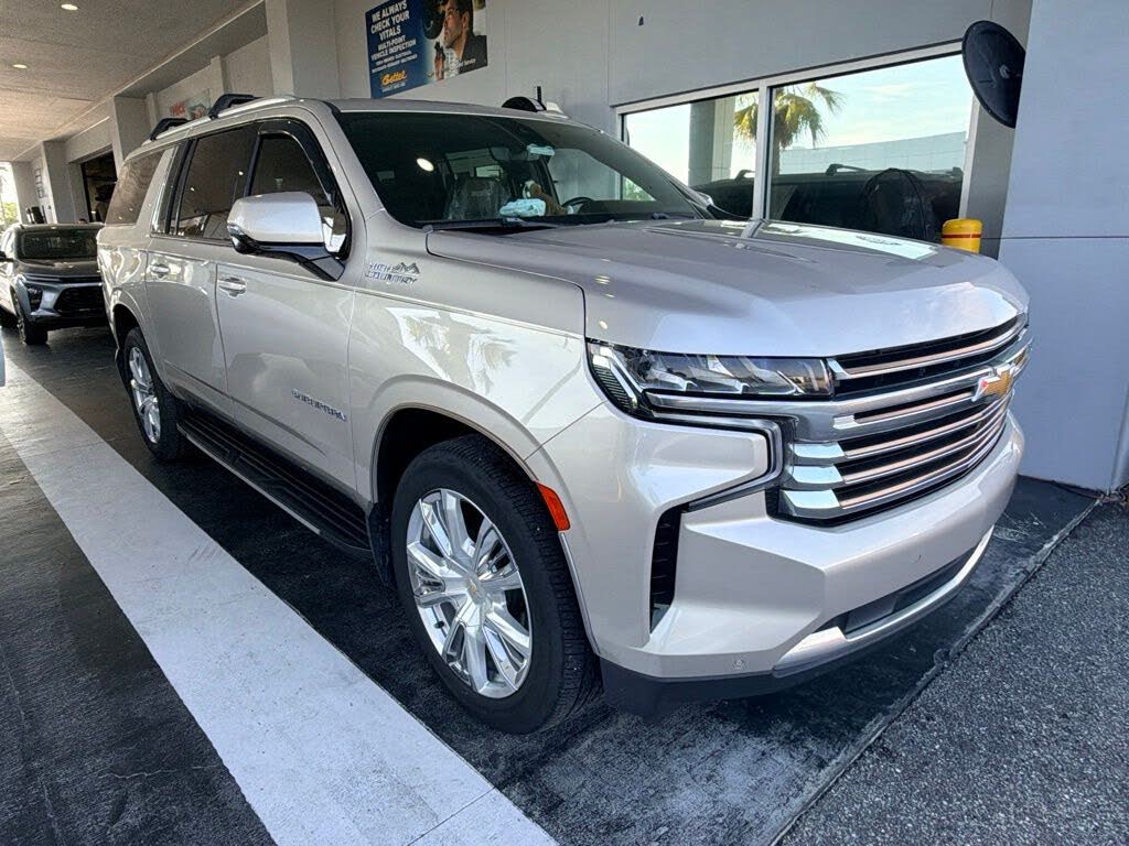 2022 Chevrolet Suburban High Country