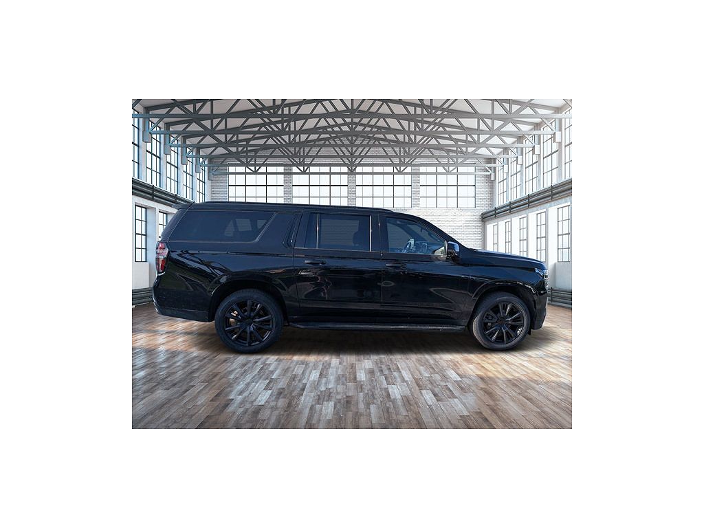 2023 Chevrolet Suburban High Country