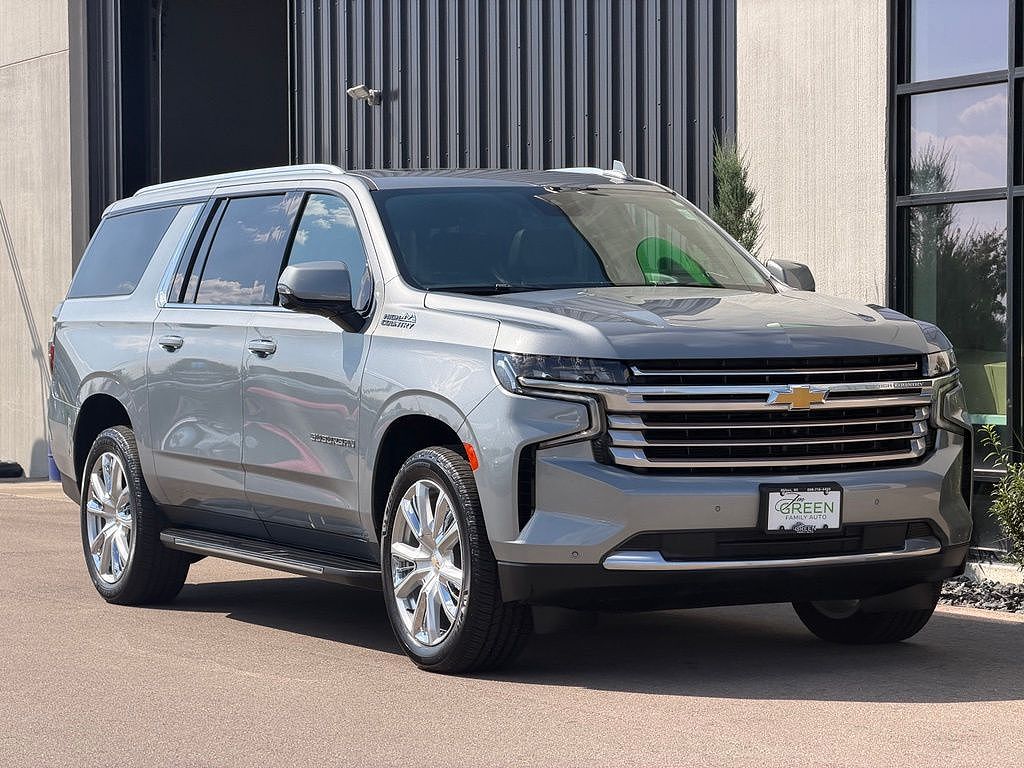2023 Chevrolet Suburban High Country