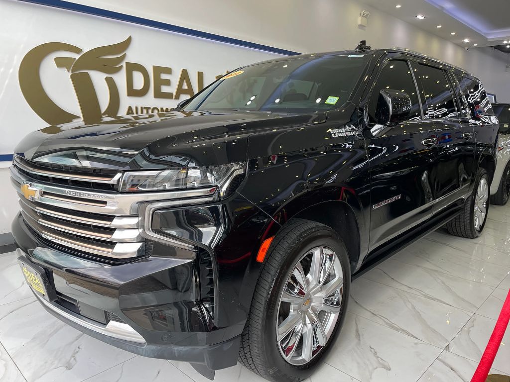 2022 Chevrolet Suburban High Country