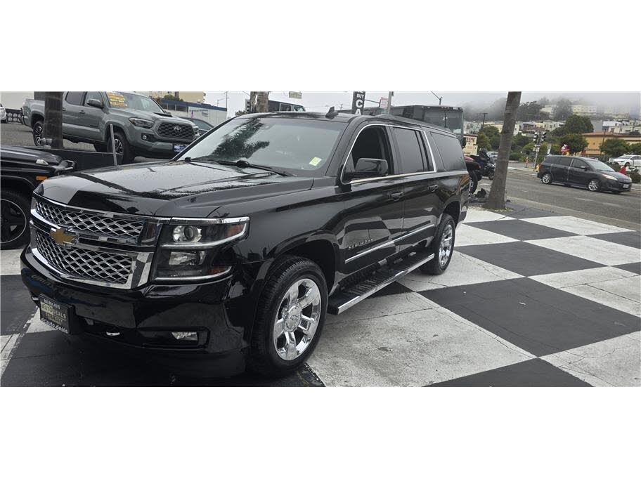 2018 Chevrolet Suburban LT