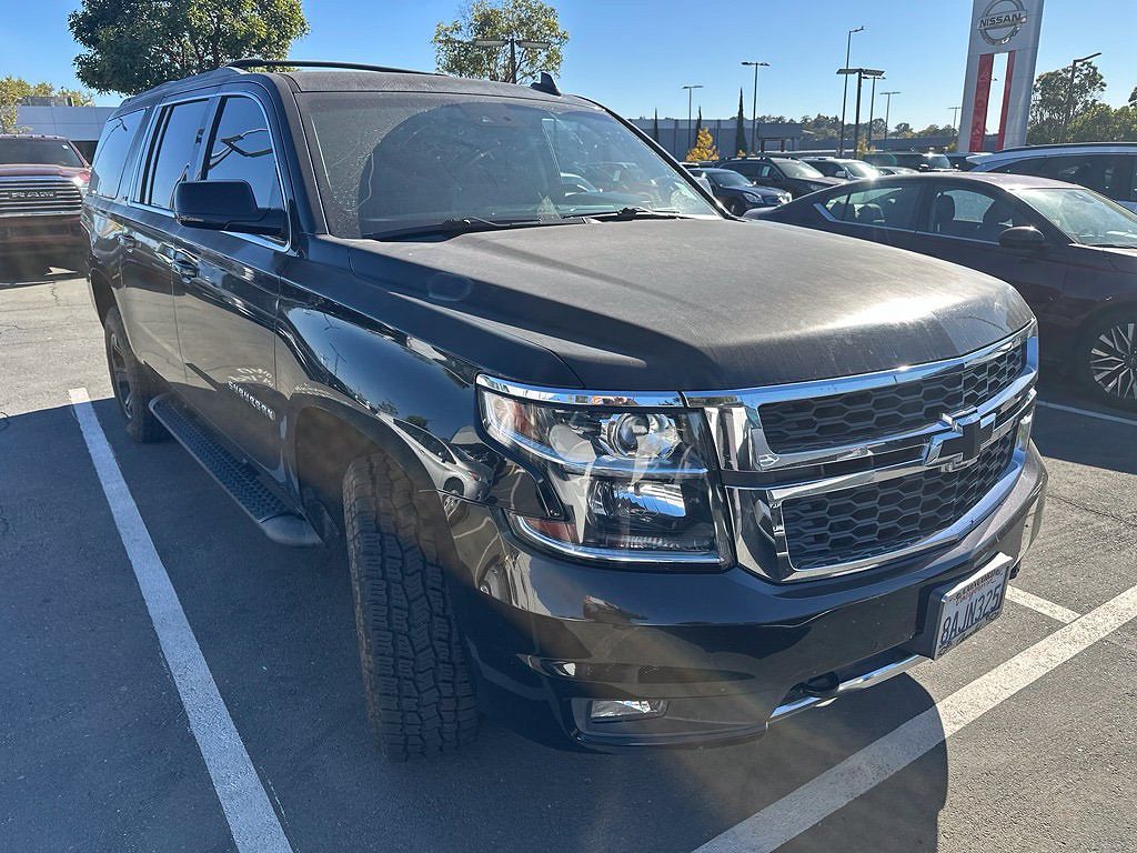 2017 Chevrolet Suburban LT