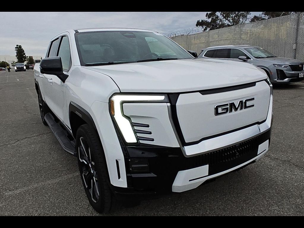 2025 GMC Sierra EV Denali