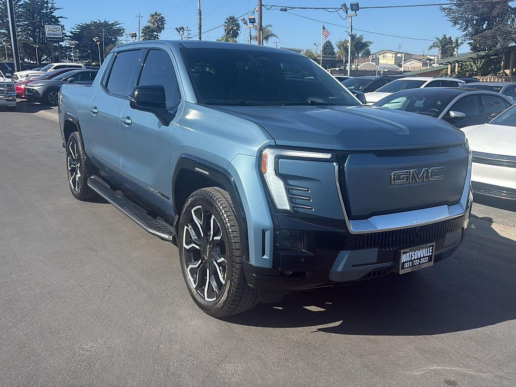 2025 GMC Sierra EV Denali