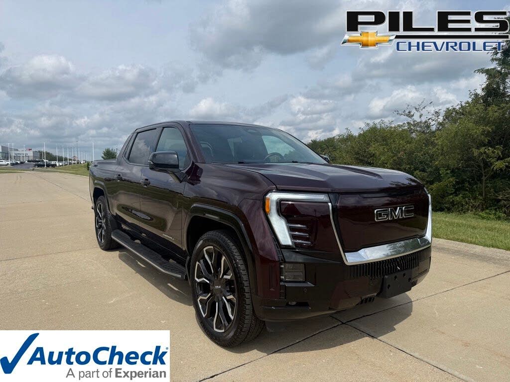 2025 GMC Sierra EV Denali