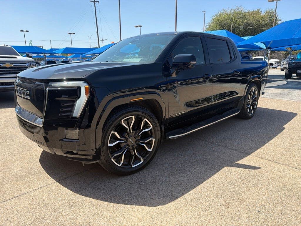2025 GMC Sierra EV Denali