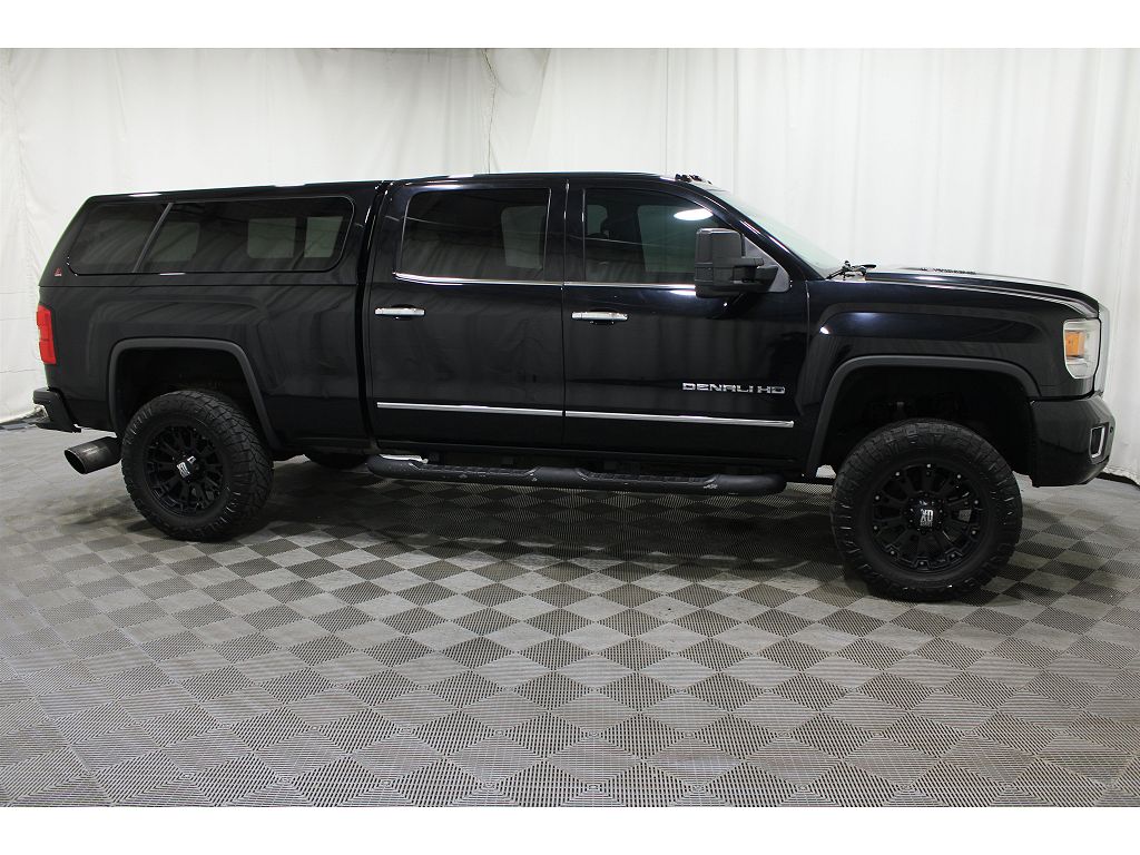 2015 GMC Sierra 2500HD Denali