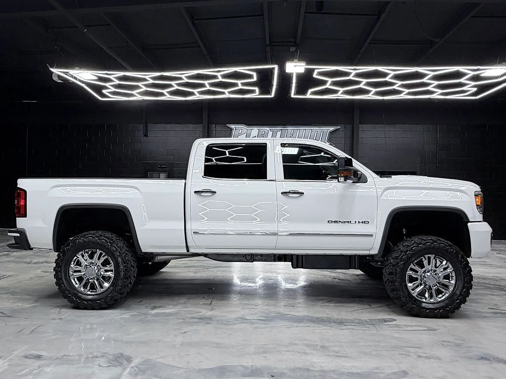 2015 GMC Sierra 2500HD Denali