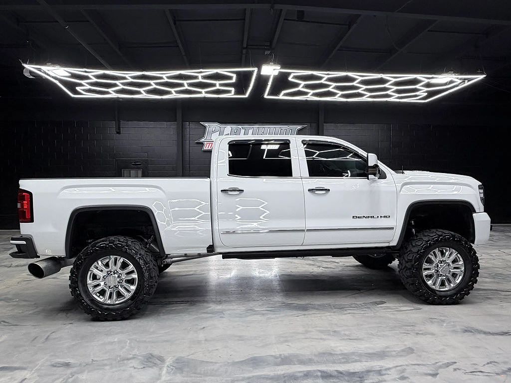 2015 GMC Sierra 2500HD Denali