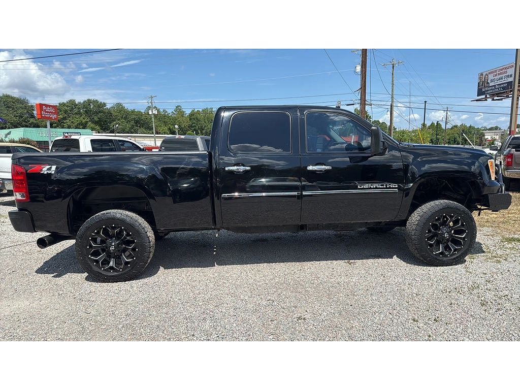2011 GMC Sierra 2500HD Denali