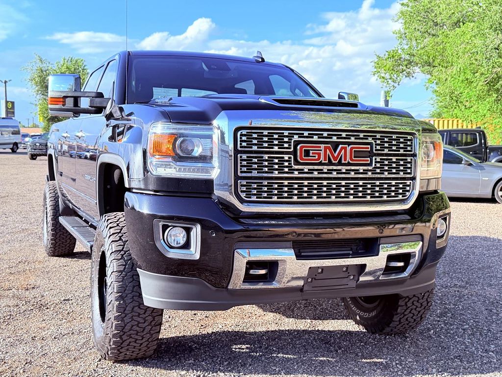 2019 GMC Sierra 2500HD Denali