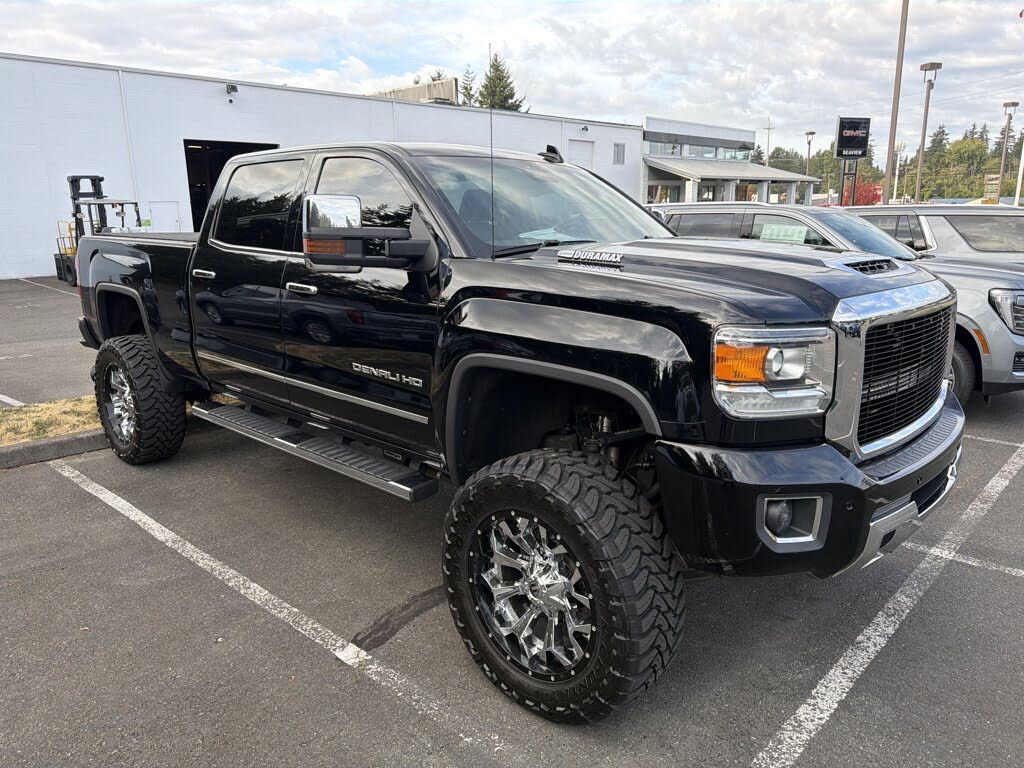 2019 GMC Sierra 2500HD Denali