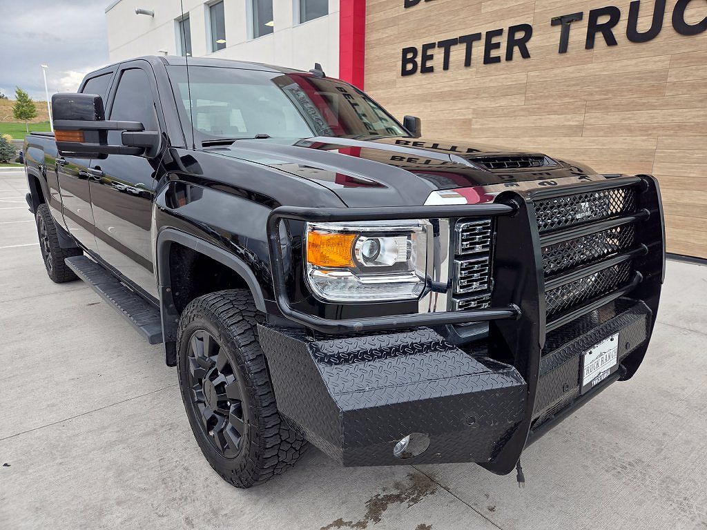 2019 GMC Sierra 2500HD Denali