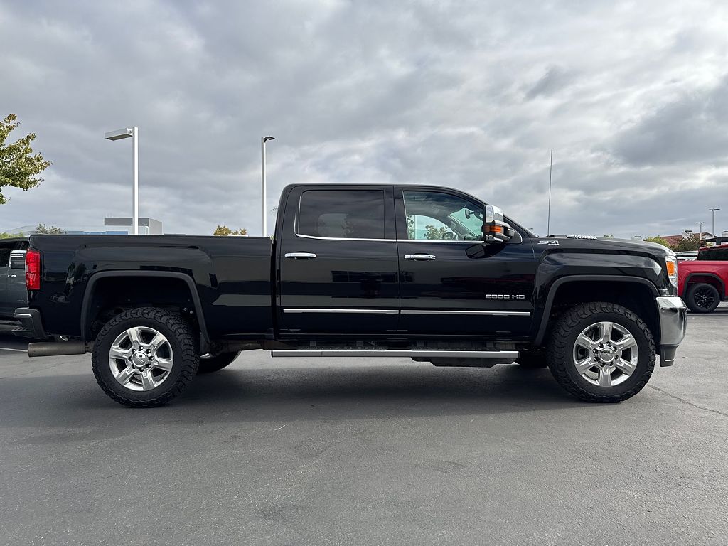 2017 GMC Sierra 2500HD SLT