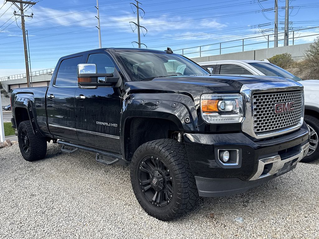 2016 GMC Sierra 2500HD Denali