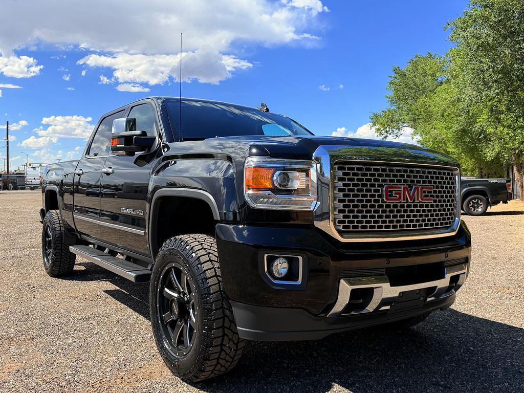 2016 GMC Sierra 2500HD Denali